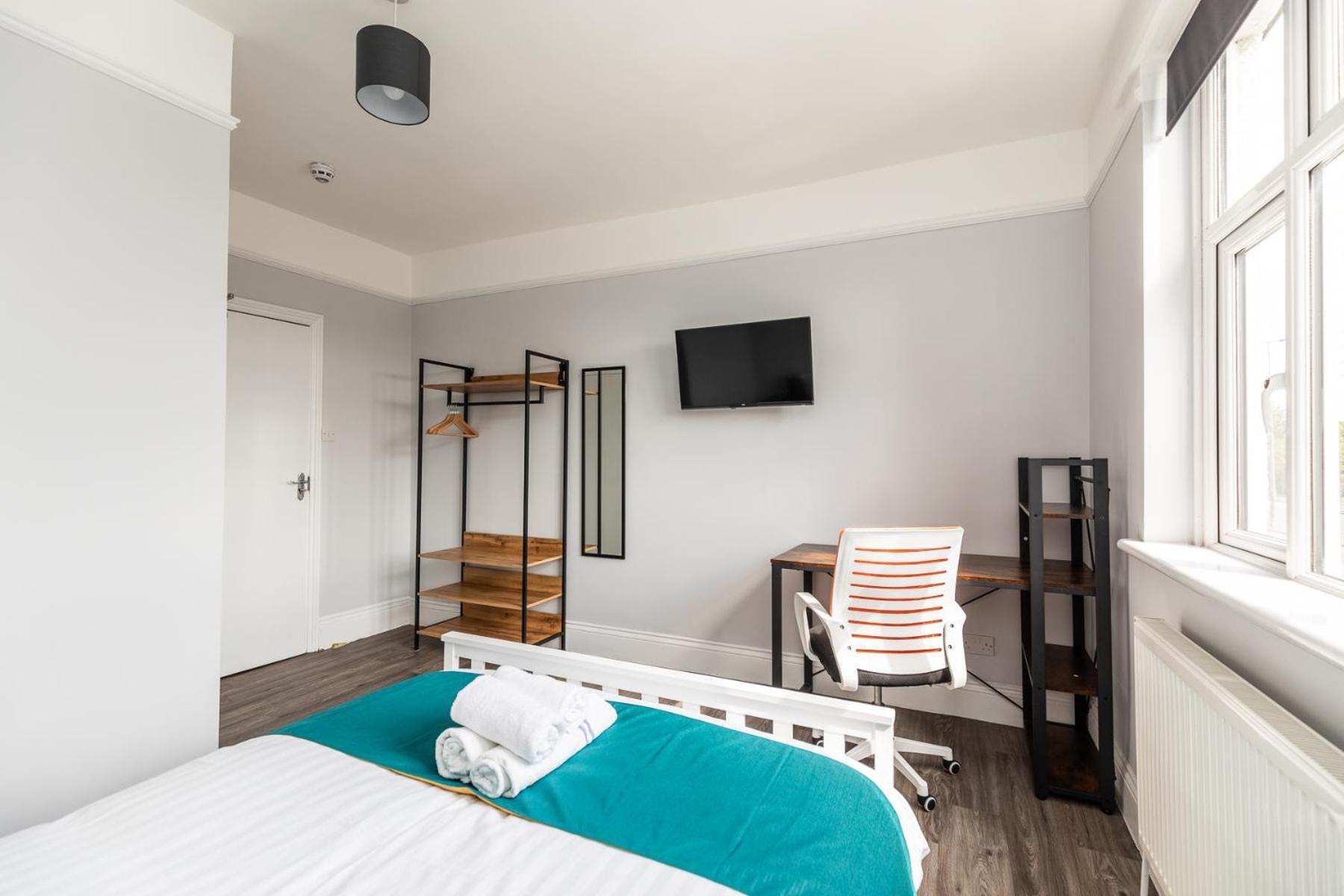 Dove Court Travel Lodge 4 - First Floor Ensuite Almondsbury Exterior foto